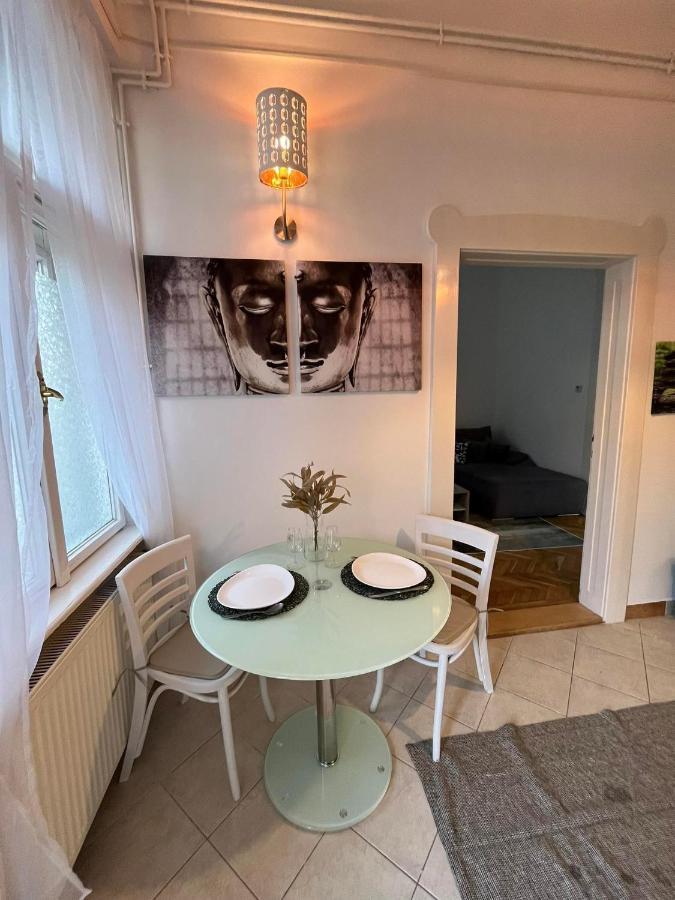 Szeged Apartman Ngoại thất bức ảnh