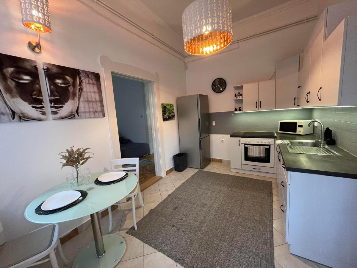 Szeged Apartman Ngoại thất bức ảnh